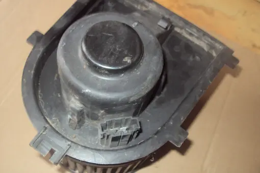 diverse piese vw polo 6n2 an 2000 motor 1900 sdi