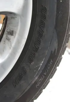 De vanzare 4genti cu cauciucuri pentru Mercedes