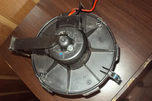 piese renault laguna 1 an 1996 motor 1800 cm3