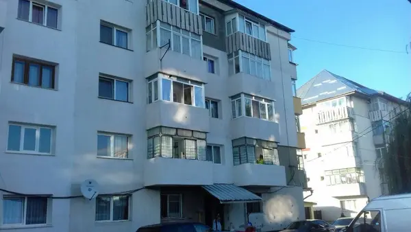 Vand apartament 2 camere, Strada Mihai Viteazul Radauti
