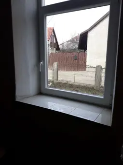 Vand casa, zona foarte buna, la sosea, pret 59.000 euro