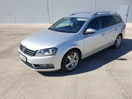 Passat B7/2012/Highline/xenon /RNS510/Alcantara/4Motion