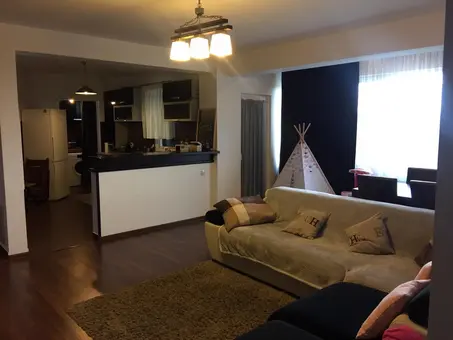 apartament de inchiriat
