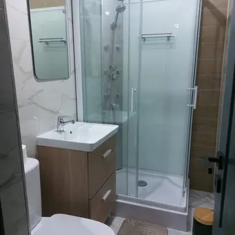 Ofer spre inchiriere apartament cu 2 camere